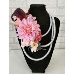 collar flores lilas
