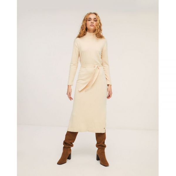Vestido cuello alto3