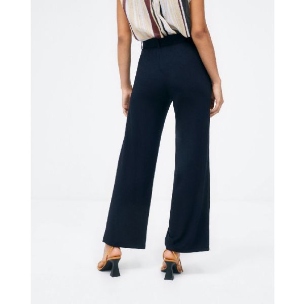 Pantalón negro2