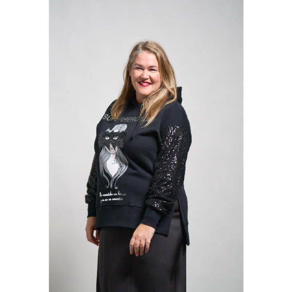 Sudadera Superheroína6