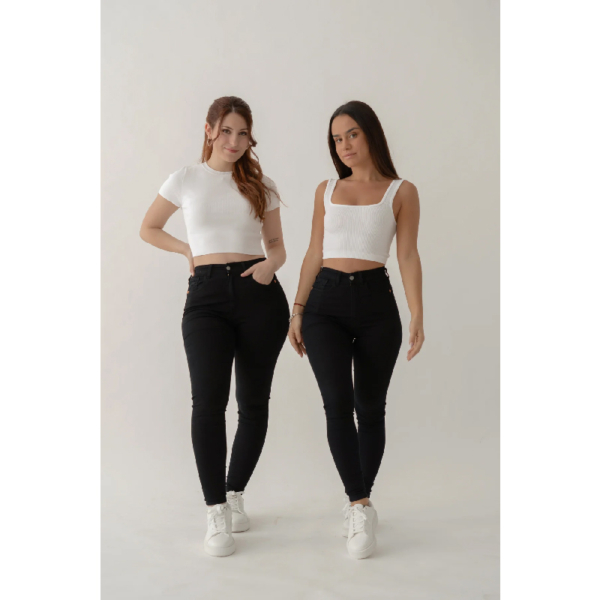 skinny black2