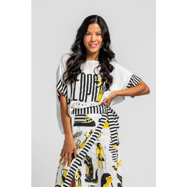Blusa De Corte Cuadrado La Faraona1