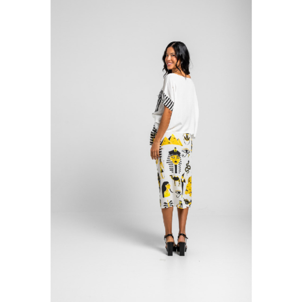 Blusa De Corte Cuadrado La Faraona3