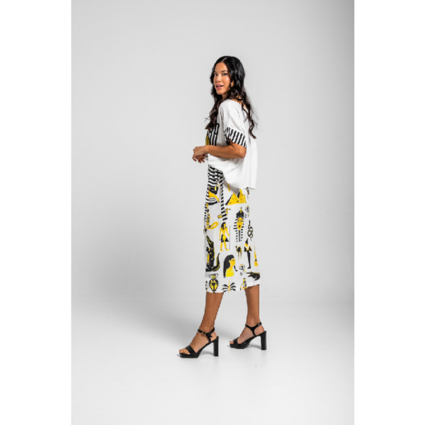 Blusa De Corte Cuadrado La Faraona4