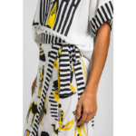 Blusa De Corte Cuadrado La Faraona6