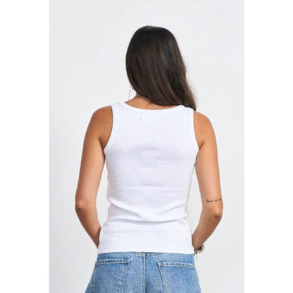 Camiseta Básica6
