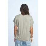 Camiseta basica verde5