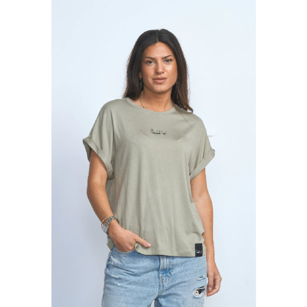 Camiseta basica verde7