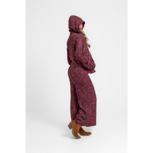 Chaqueta capucha flowing4